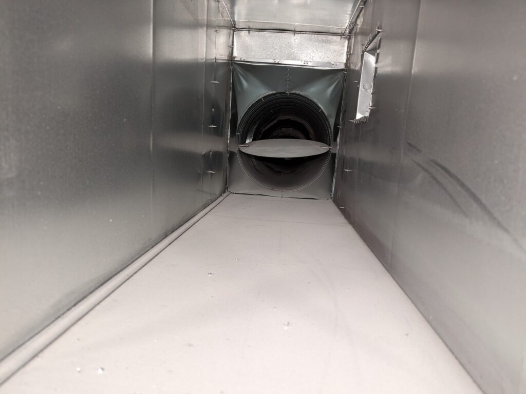 cleaned air duct from mold